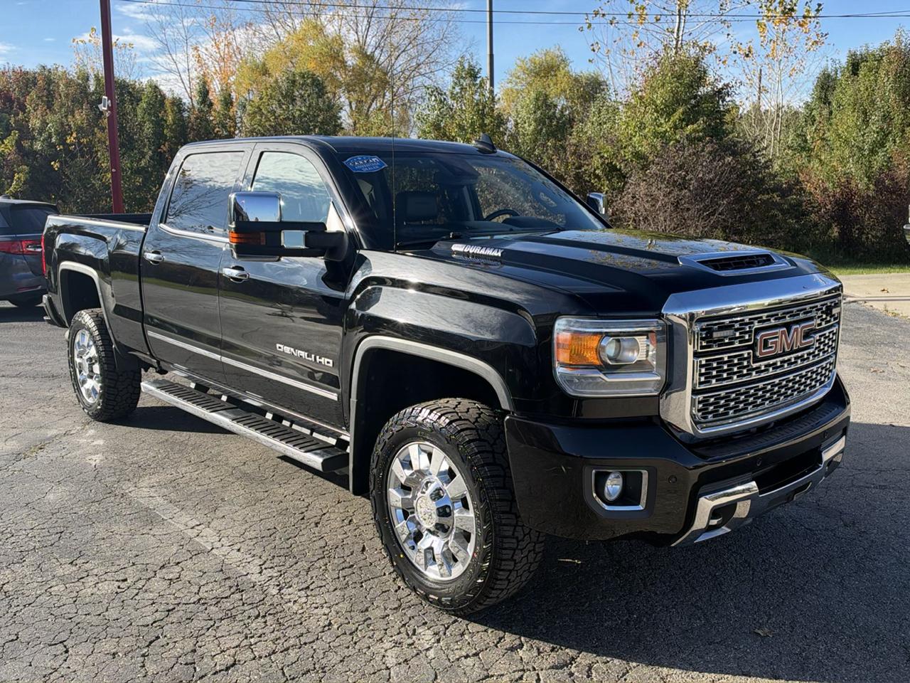 GMC Sierra 2500HD 4WD Crew Cab 153.7" Denali 2018