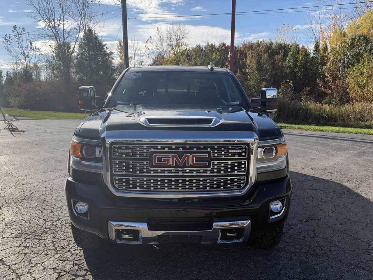 GMC Sierra 2500HD 4WD Crew Cab 153.7" Denali 2018