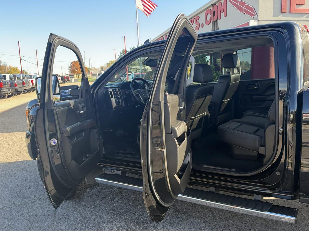 GMC Sierra 2500HD 4WD Crew Cab 153.7" Denali 2018