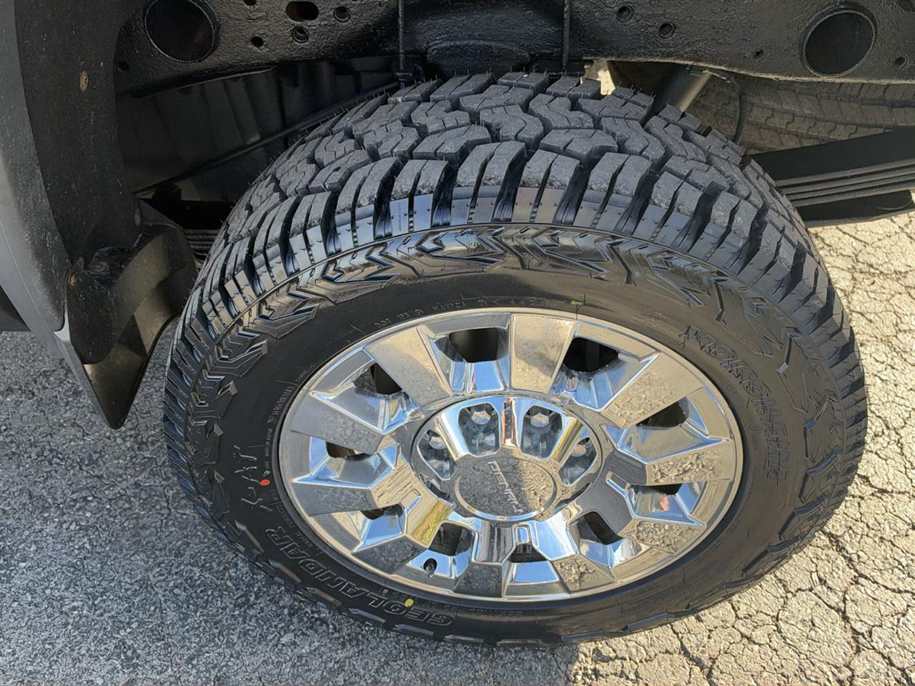 GMC Sierra 2500HD 4WD Crew Cab 153.7" Denali 2018
