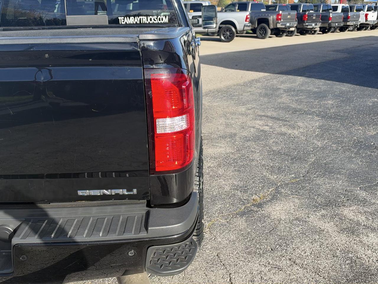 GMC Sierra 2500HD 4WD Crew Cab 153.7" Denali 2018