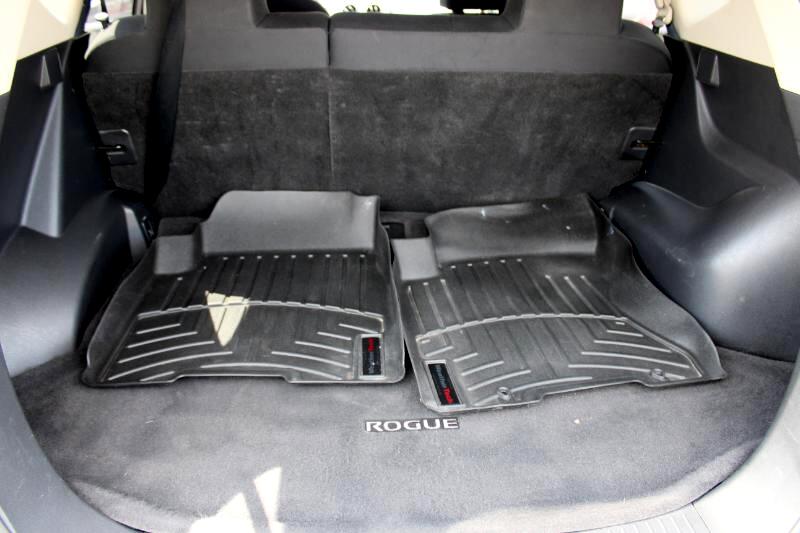 Nissan Rogue S AWD 2011