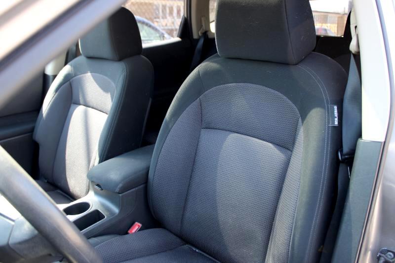 Nissan Rogue S AWD 2011