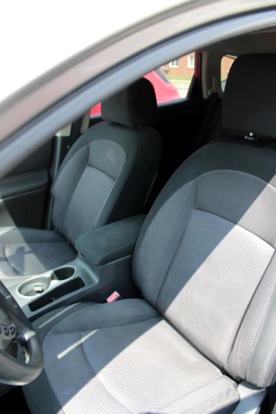 Nissan Rogue S AWD 2011