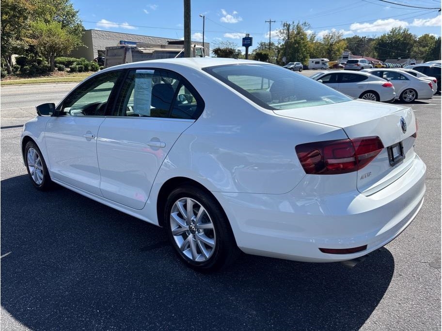 2017 Volkswagen Jetta 1.4T photo 3