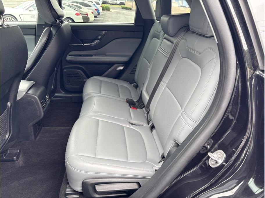 Lincoln Corsair  2020