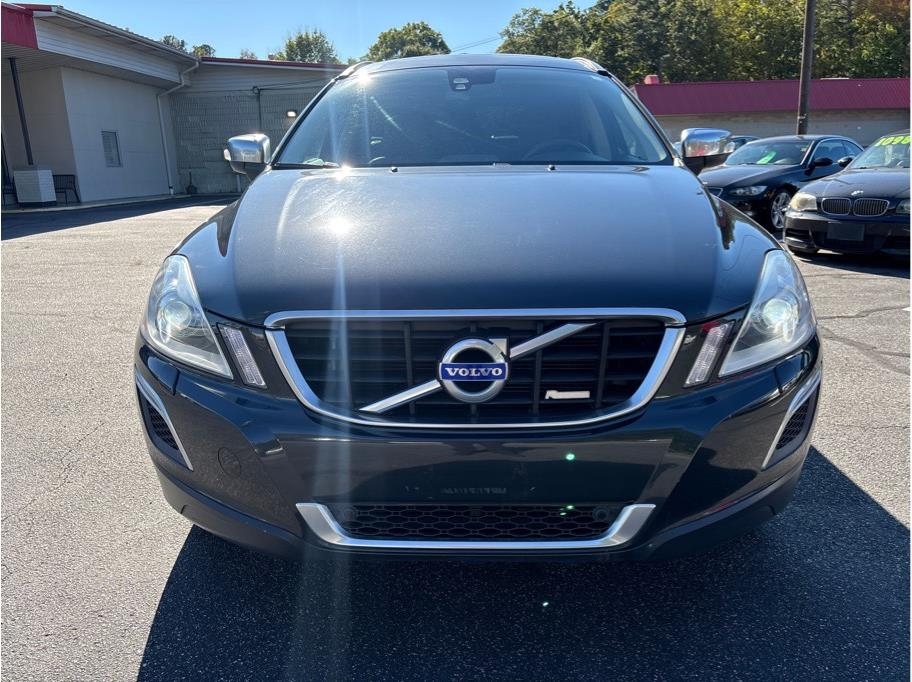 2011 Volvo XC60 T6 R-Design photo 2