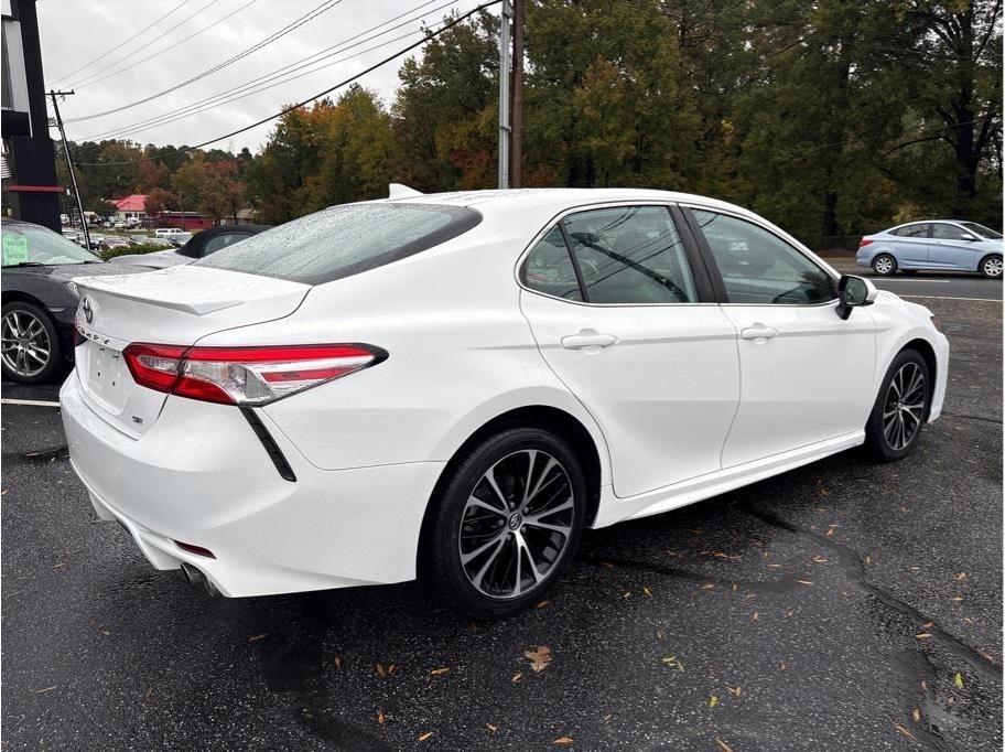 Toyota Camry  2020