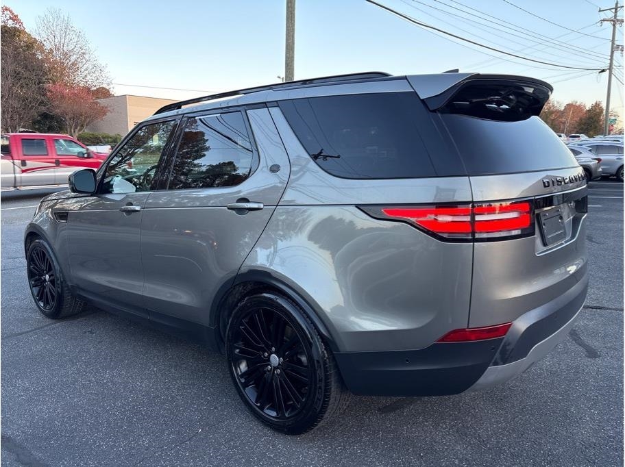 2017 Land Rover Discovery First Edition photo 3