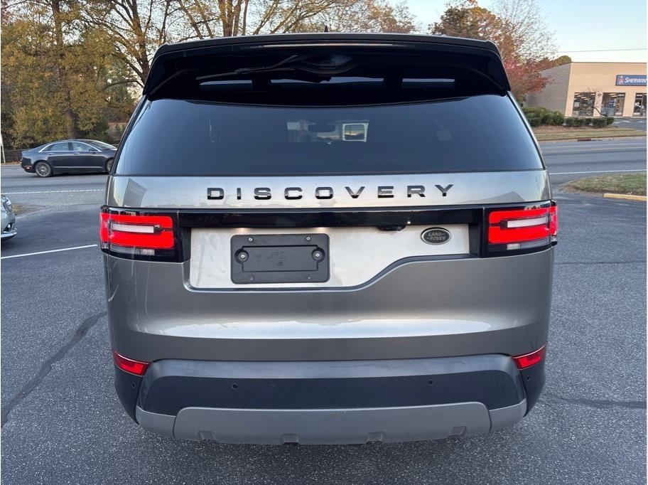 2017 Land Rover Discovery First Edition photo 4