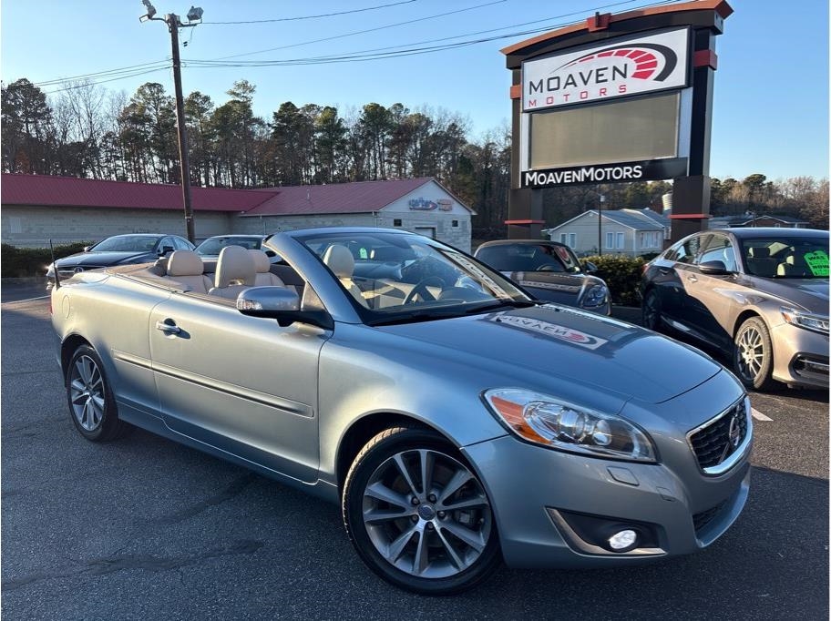 2013 Volvo C70 T5 Convertible 2D