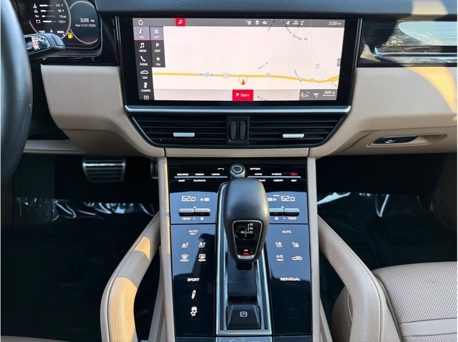 Porsche Cayenne  2020