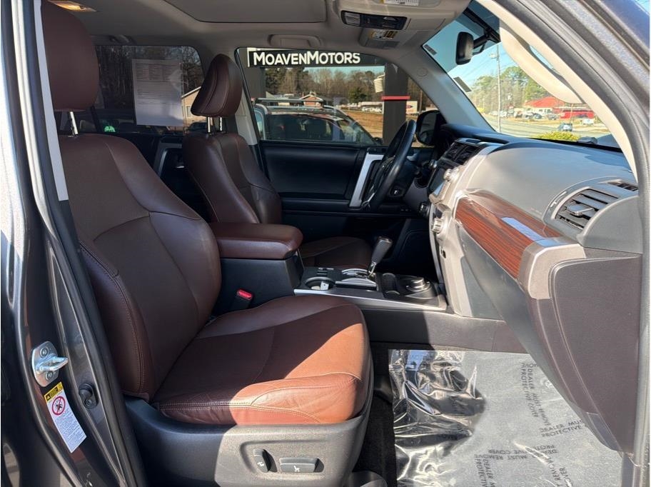 Toyota 4Runner  2016