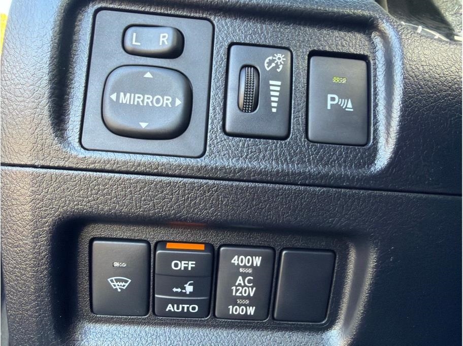 Toyota 4Runner  2016