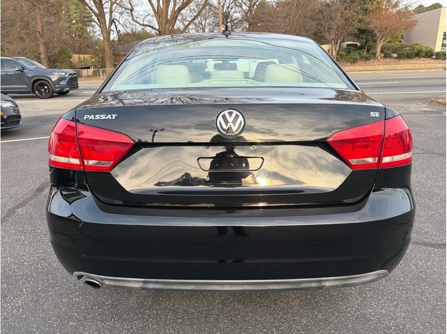 Volkswagen Passat  2013