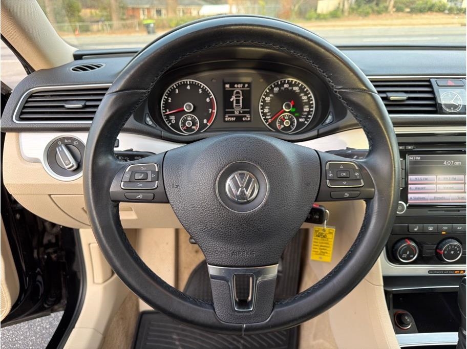 Volkswagen Passat  2013