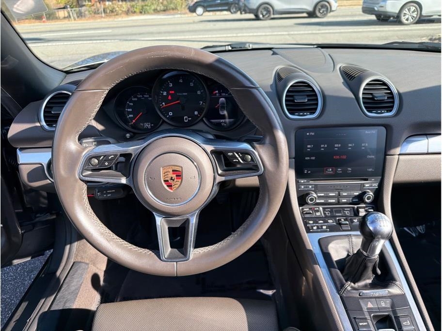 Porsche 718 Boxster  2018