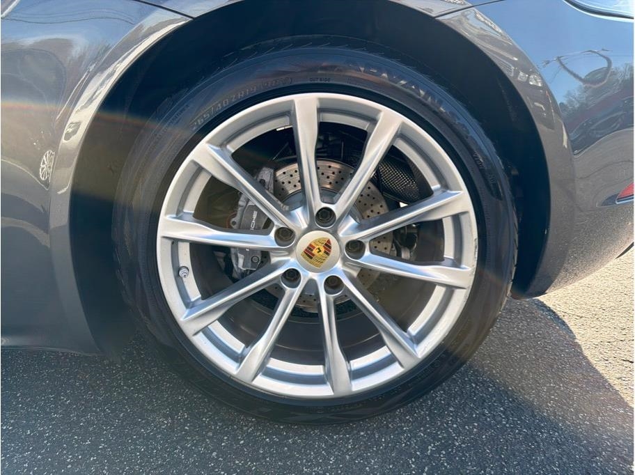 Porsche 718 Boxster  2018