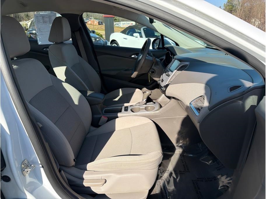 Chevrolet Cruze  2017