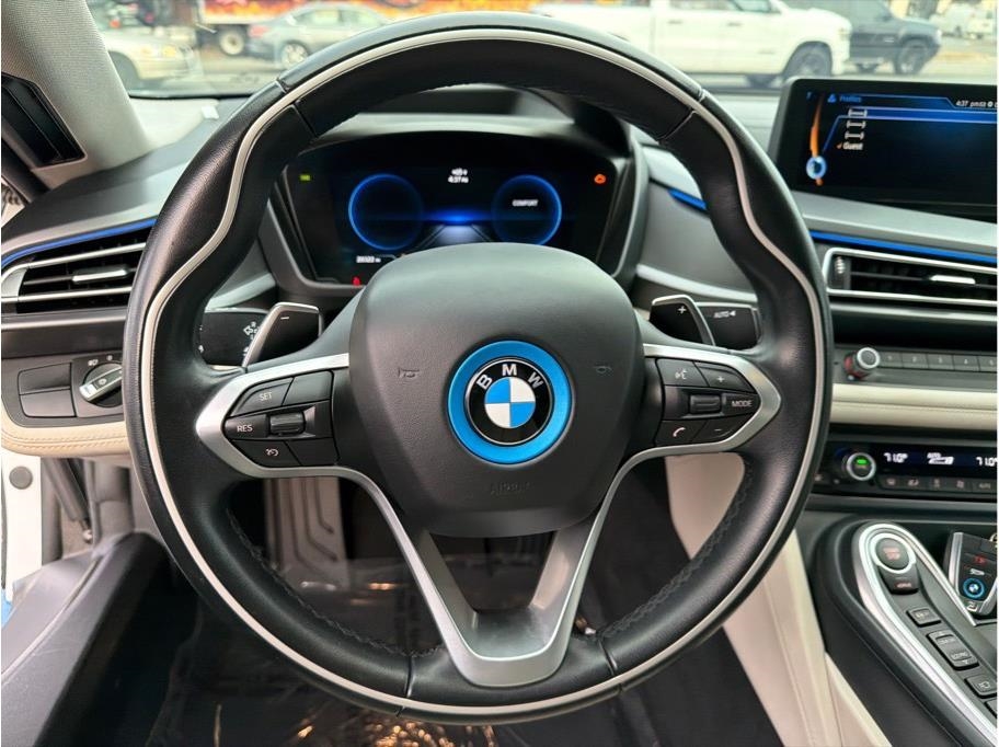 BMW i8  2017