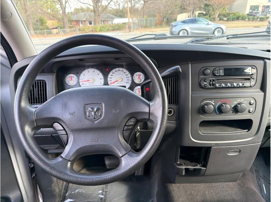 Dodge Ram 1500  2003