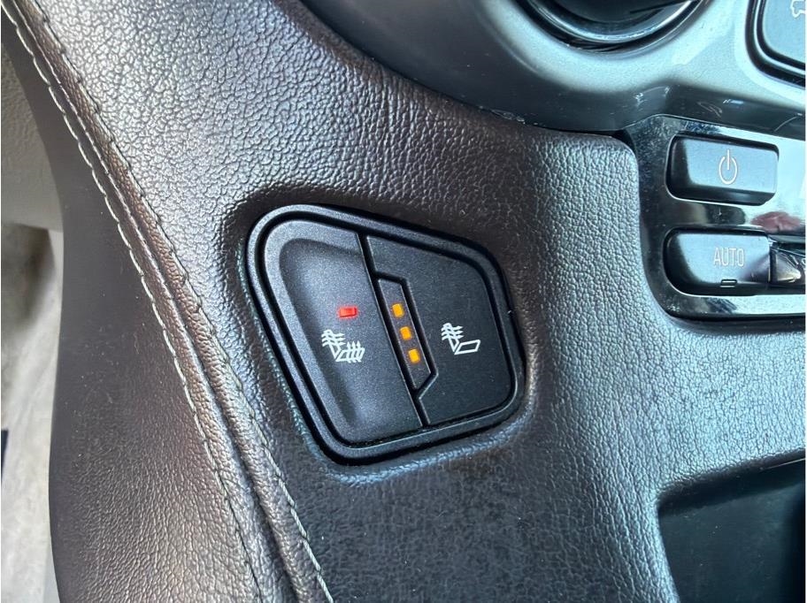 Chevrolet Tahoe  2015