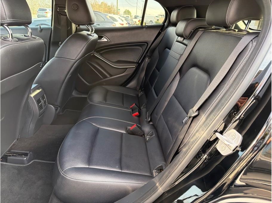 Mercedes-Benz GLA-Class  2018