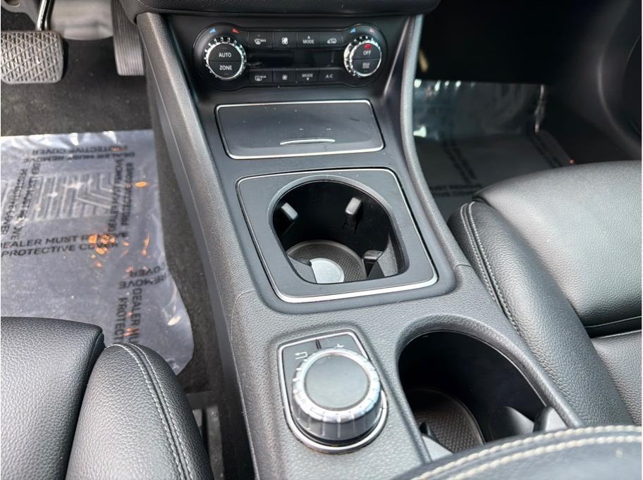 Mercedes-Benz GLA-Class  2018