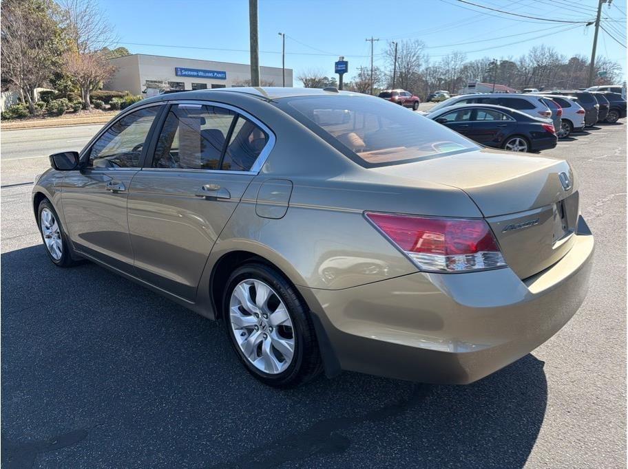 Honda Accord  2010