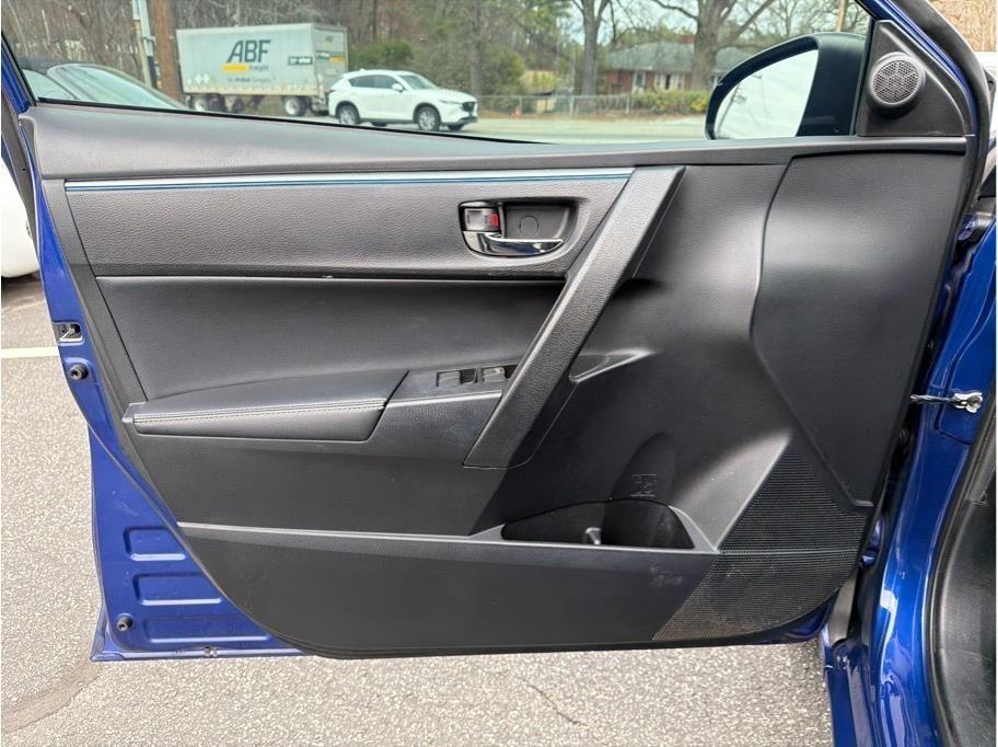 Toyota Corolla  2014