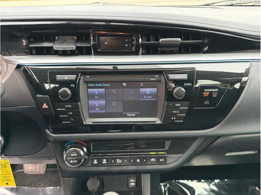 Toyota Corolla  2014