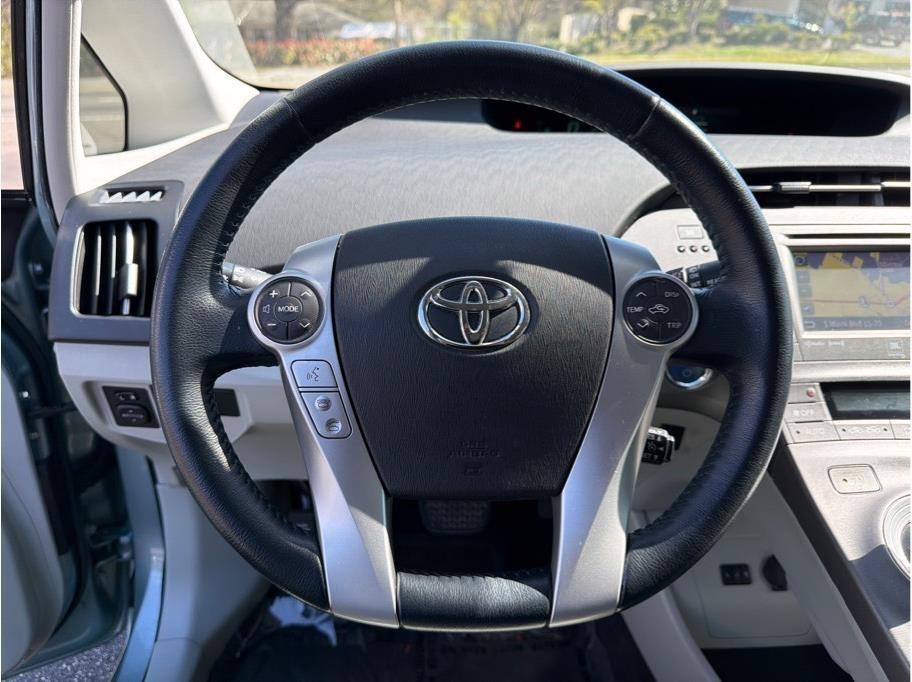 Toyota Prius  2013