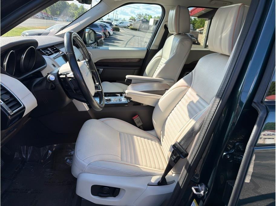 Land Rover Discovery  2017