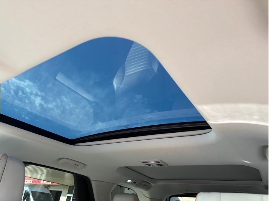 Land Rover Discovery  2017