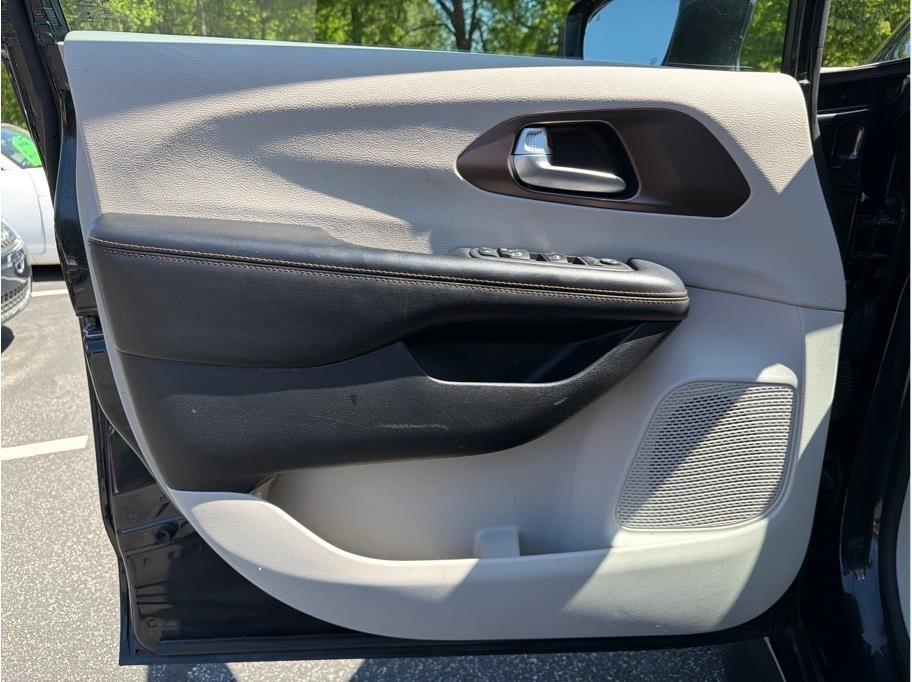 Chrysler Pacifica  2018