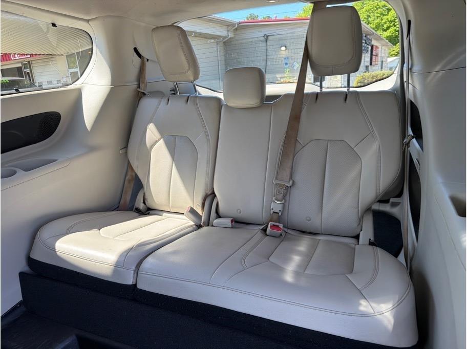 Chrysler Pacifica  2018