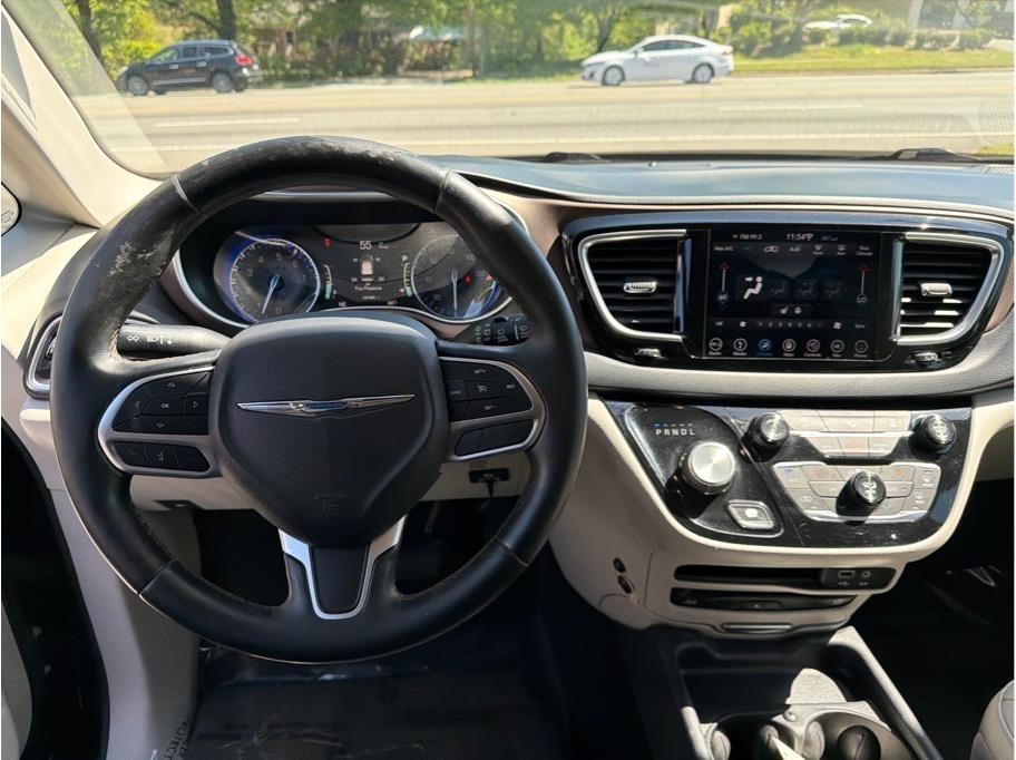 Chrysler Pacifica  2018