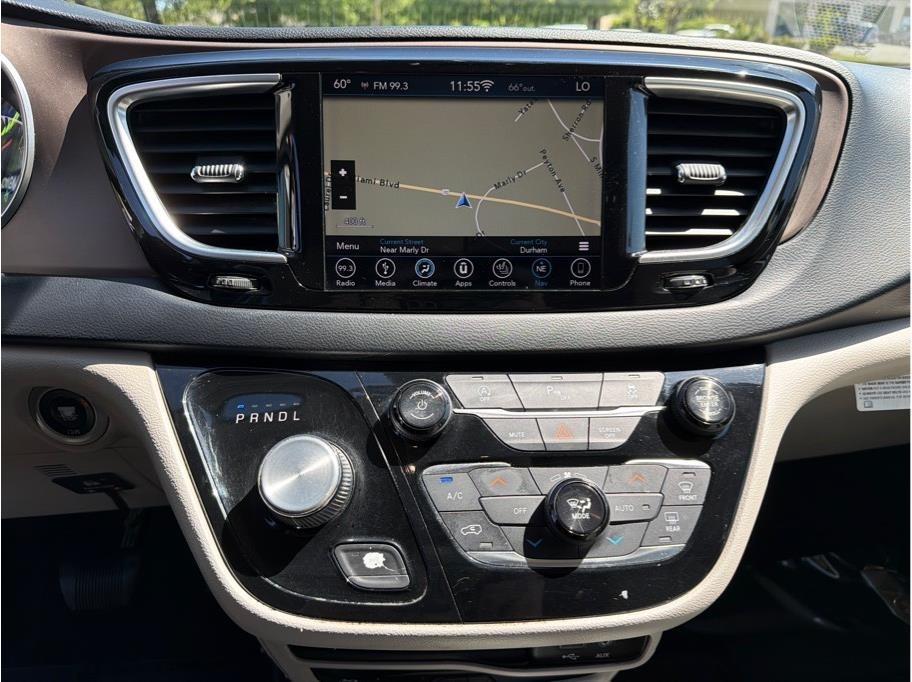 Chrysler Pacifica  2018