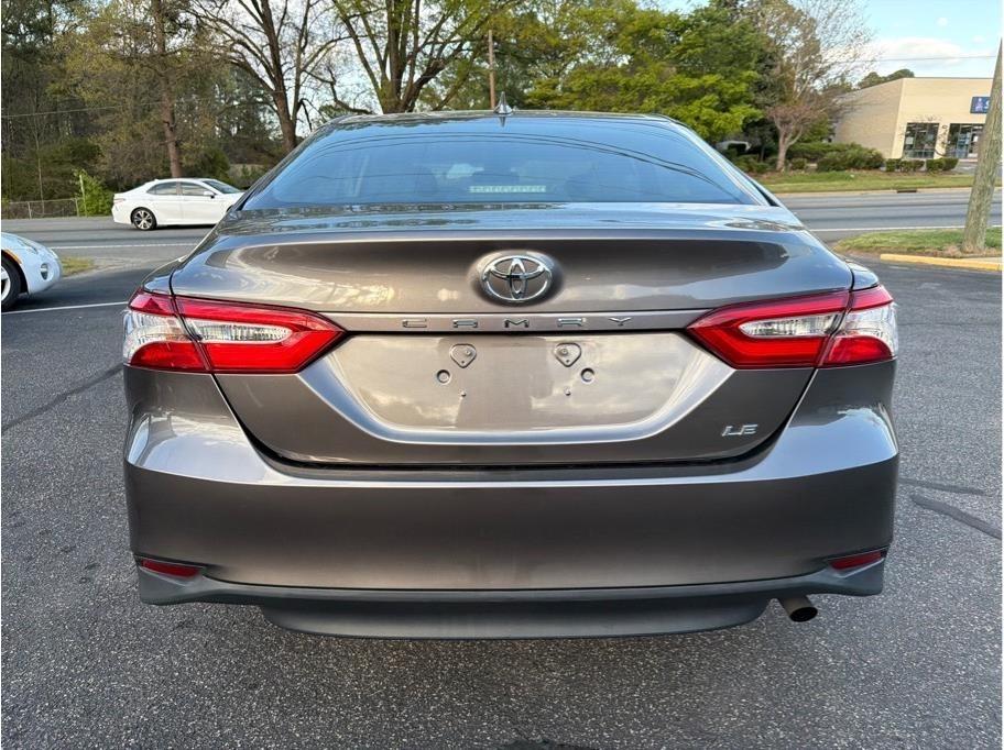 Toyota Camry  2019