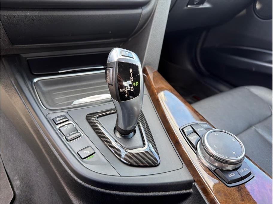 BMW 3-Series  2015