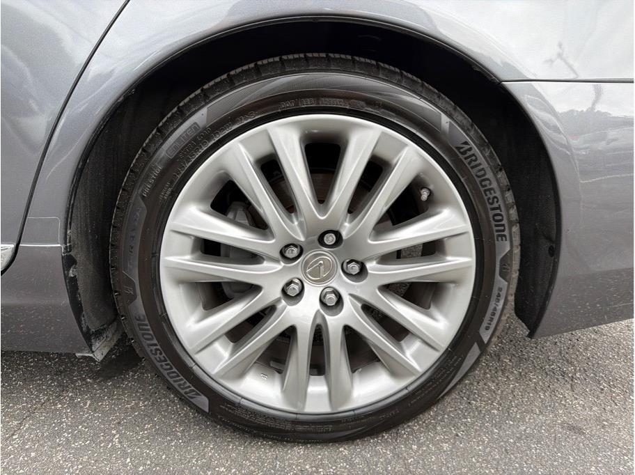 Lexus LS 460  2015