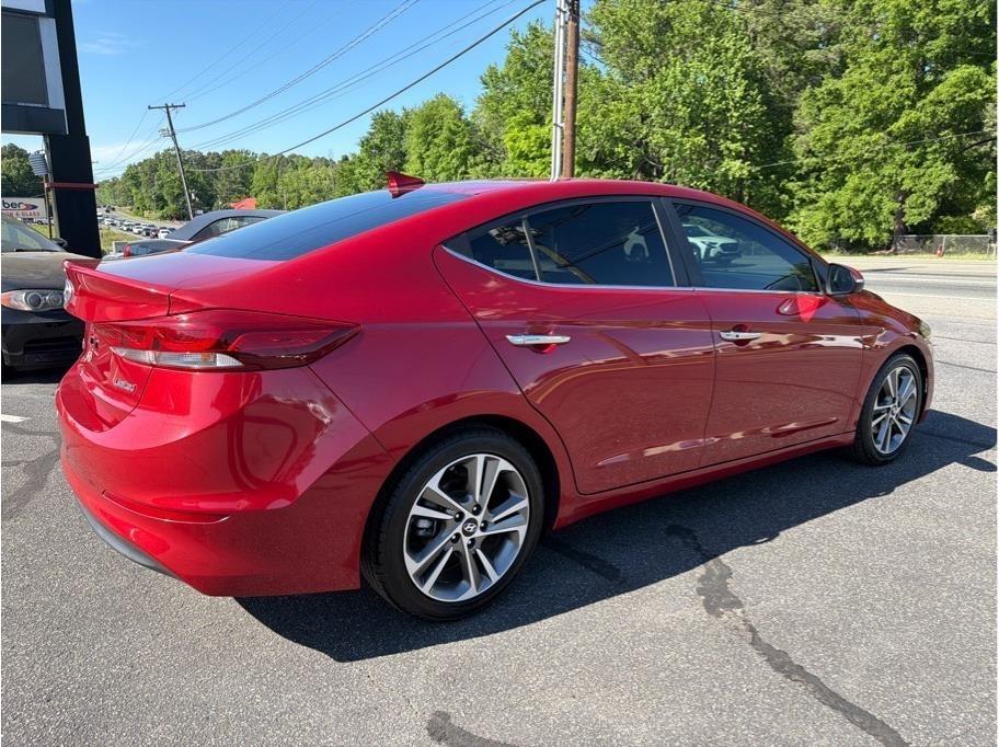 Hyundai Elantra  2017