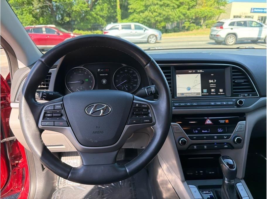 Hyundai Elantra  2017