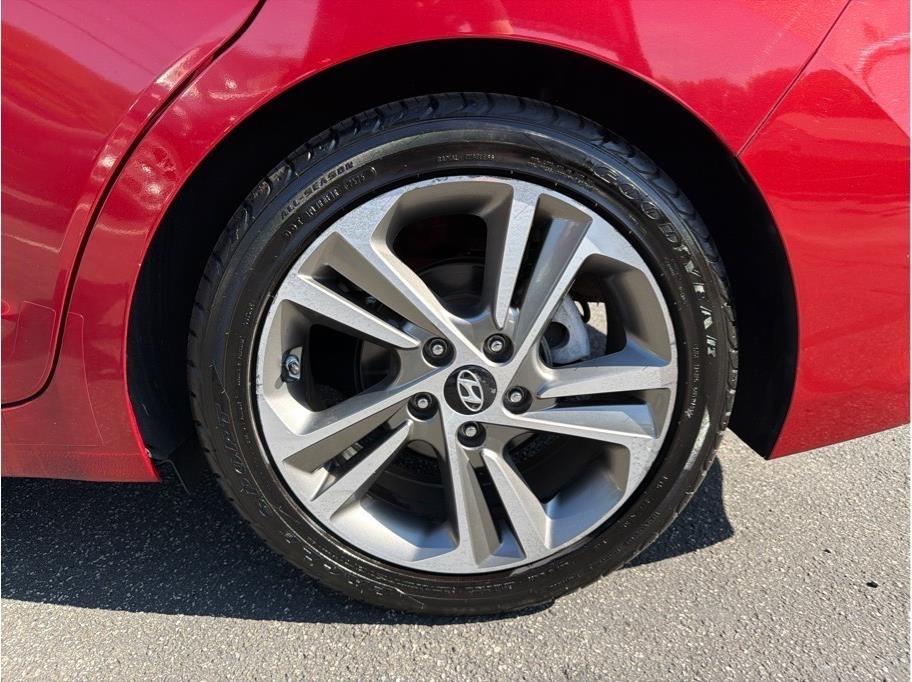 Hyundai Elantra  2017