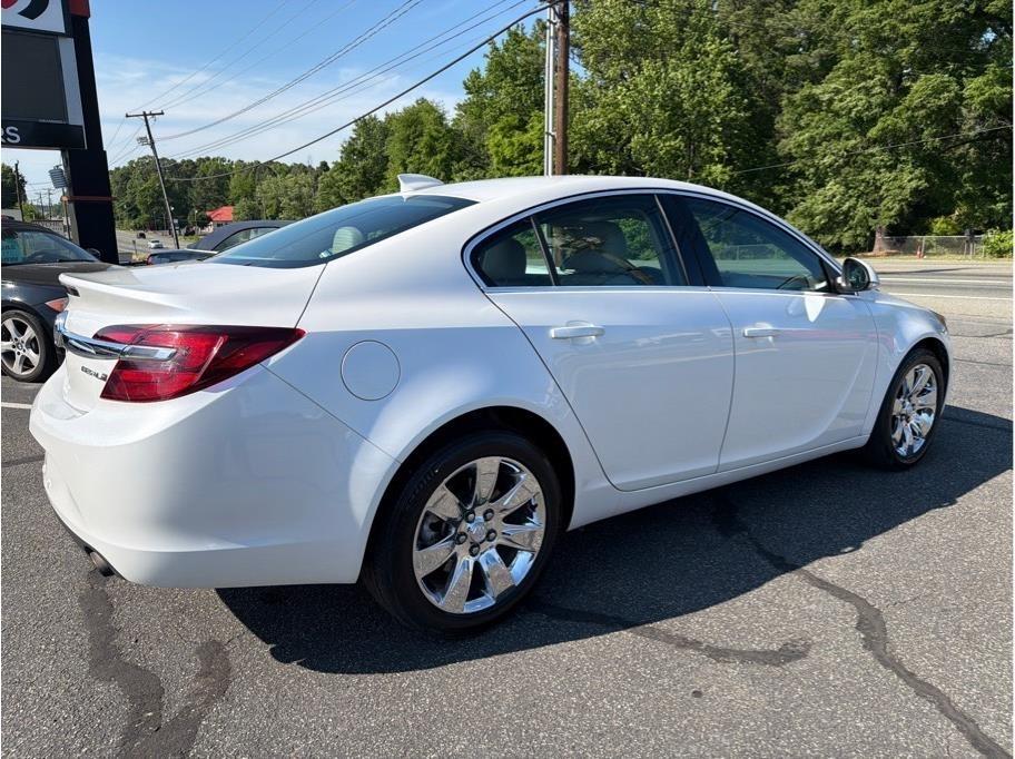 Buick Regal  2016