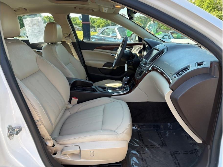 Buick Regal  2016
