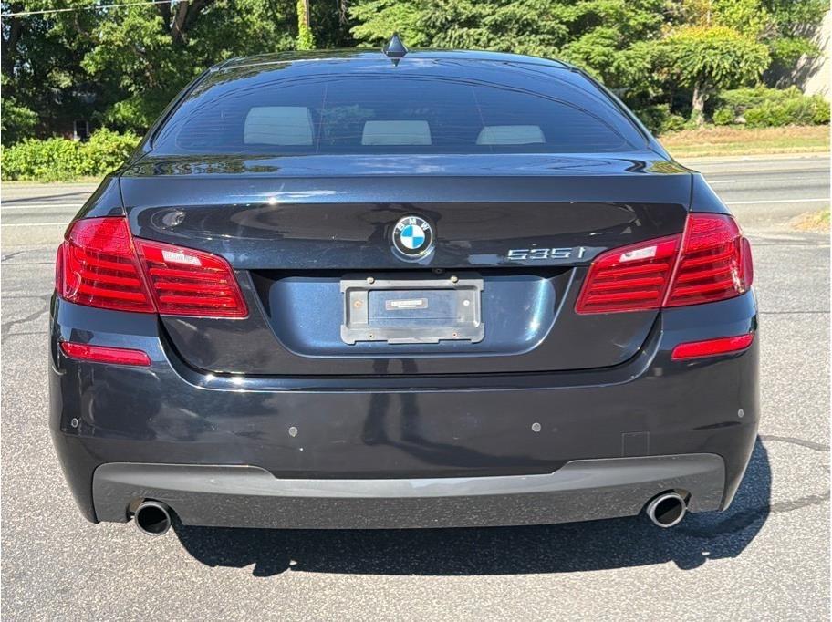 BMW 5-Series  2015