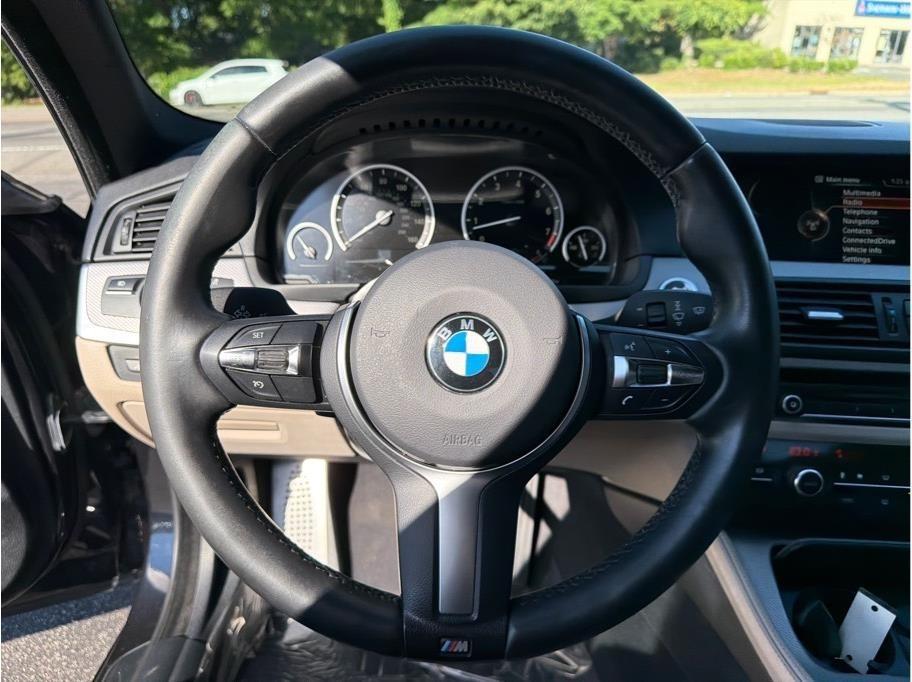 BMW 5-Series  2015