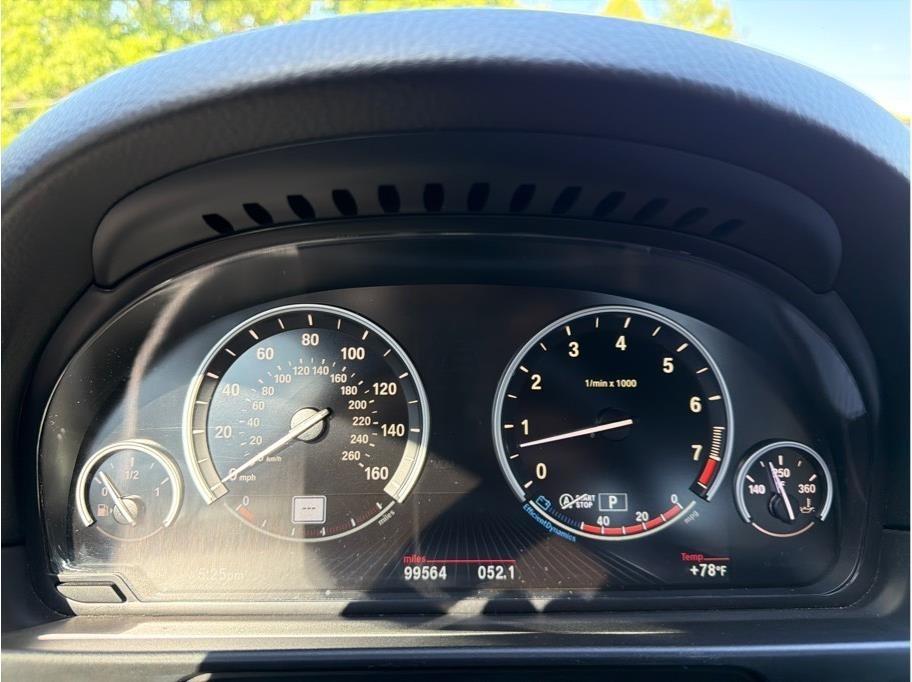 BMW 5-Series  2015