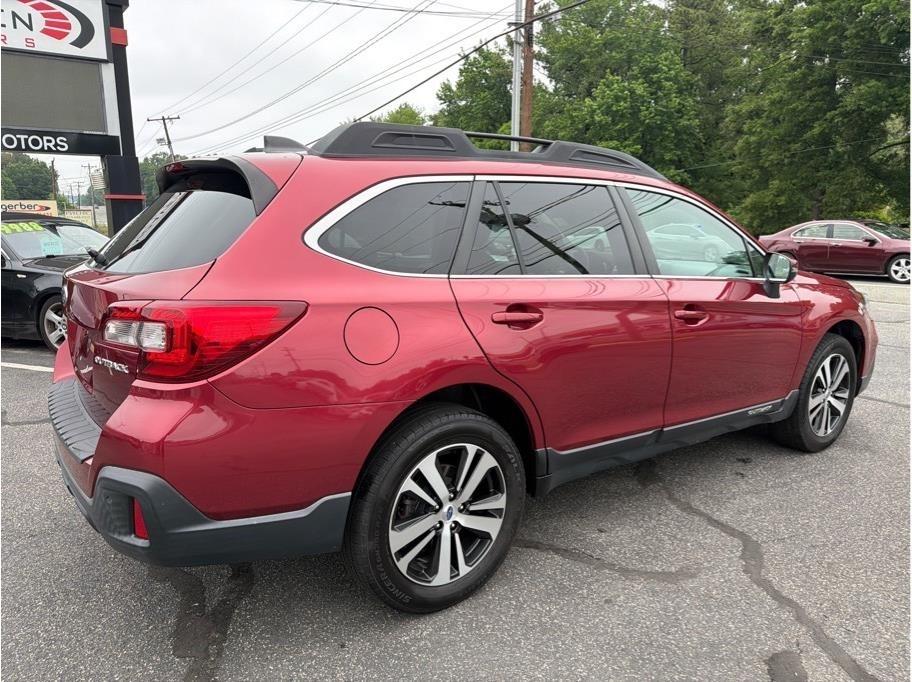 Subaru Outback  2018
